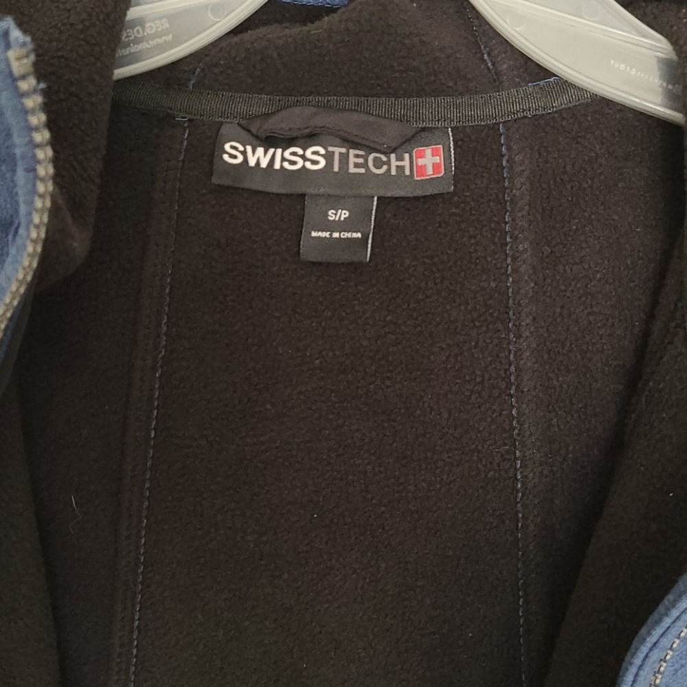 Swiss Tech Soft Shell Jacket - Picture 2 of 7
